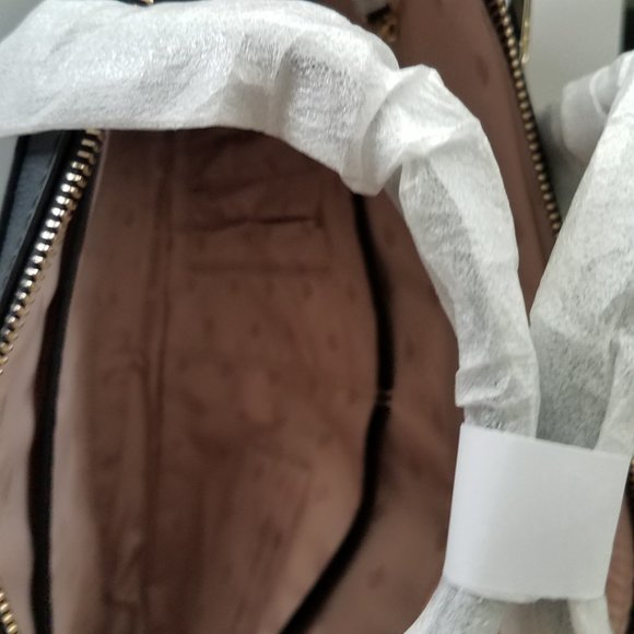 $198/$329 New!! KATE SPADE black laptop bag - Picture 10 of 16